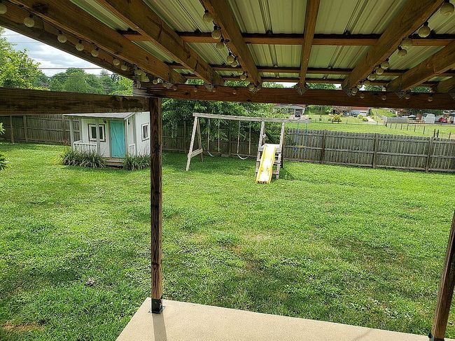 Photo of 522 Scenic Dr, Harrodsburg, KY