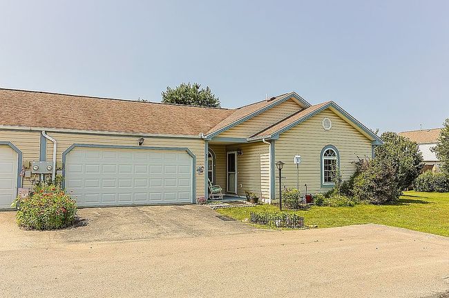 Photo of 507 Yorktown Dr, Gibsonia, PA