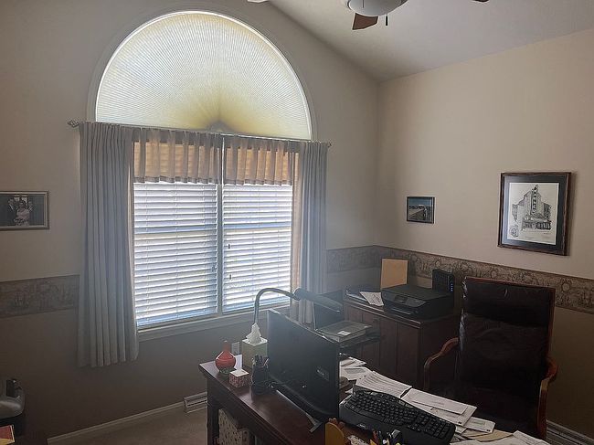 Additional photo 3 of property located at 6160 Meadowland Cir