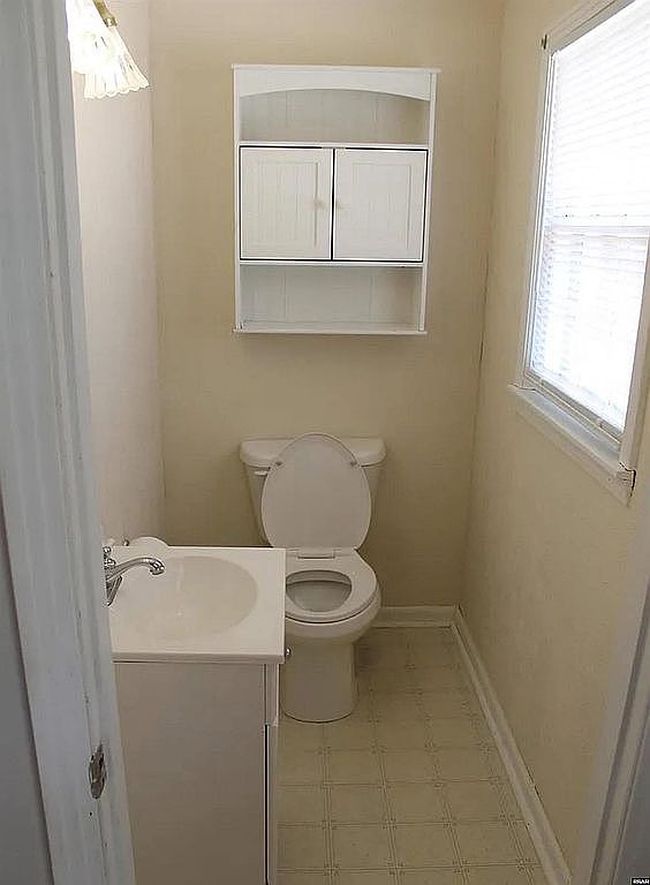 Photo of 1407 Sharon Rd, Sharon, TN