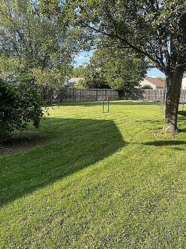 Photo of 1288 Pleasant Ridge Dr, Lexington, KY
