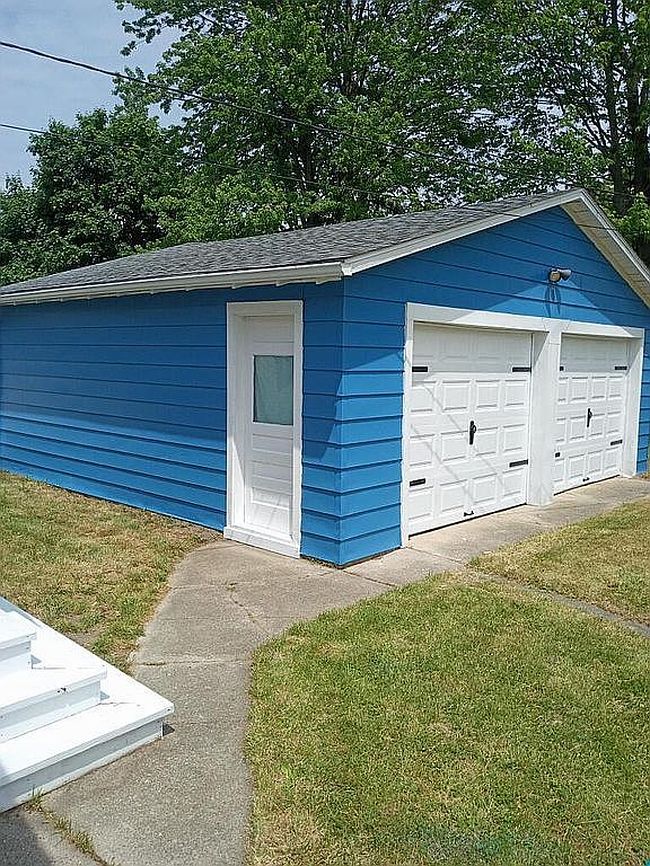 Photo of 23 S Frank St, Pigeon, MI
