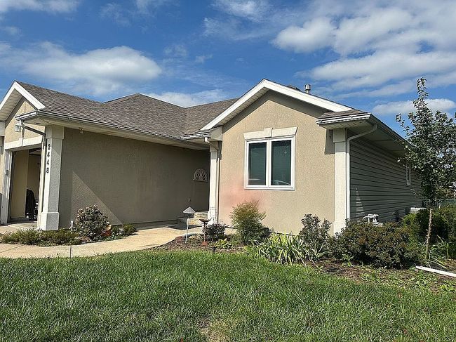 Photo of 2448 Sw Golf View Ct