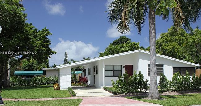 1420 Biarritz Dr, Miami Beach, FL