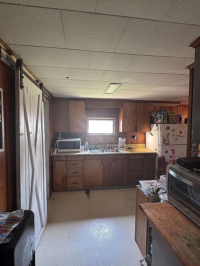 Photo of 1318 N Main St, Fairmount, IN