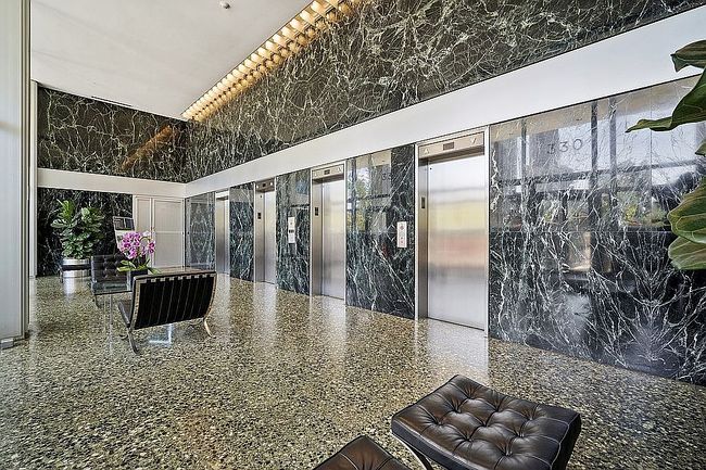 Photo of 330 W Diversey Pkwy Apt 1508, Chicago, IL
