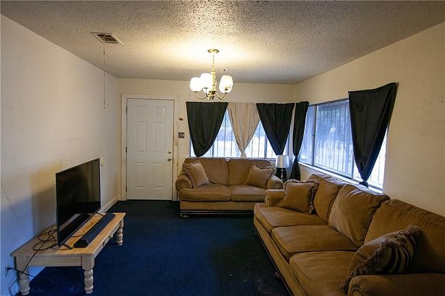 Preview of property located at 2400 E 10th St