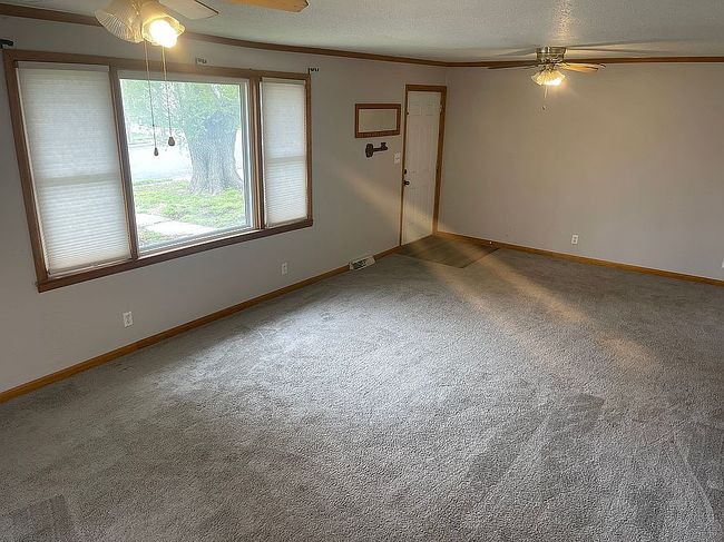 Image of 432 N Lyon Ave