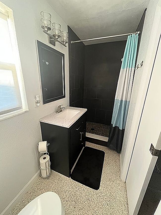 Preview of property located at 1401 63rd Ave S