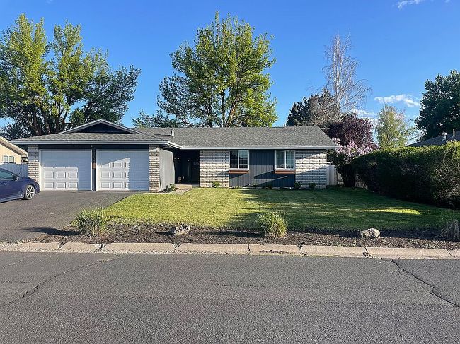 Image of 5048 Laurelwood Dr