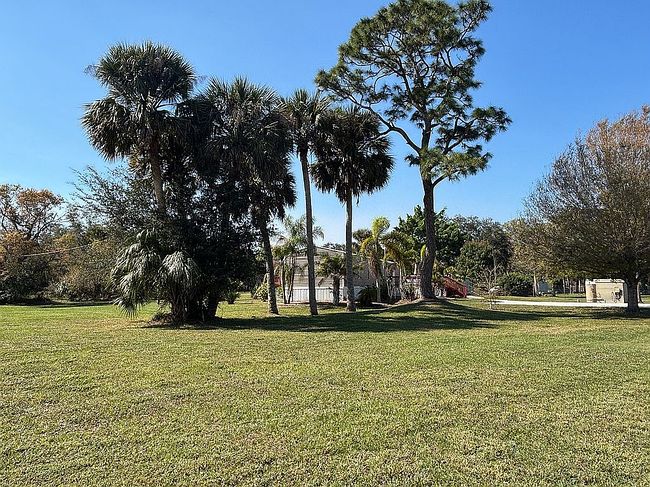 Image of 8672 Se 59th Dr