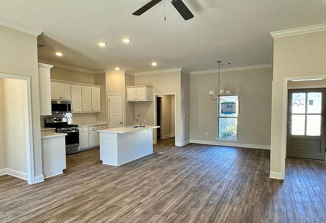 Image of 631 Westfield Dr
