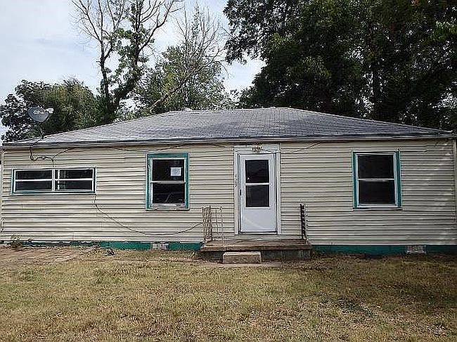 429 S Sunset St, Ponca City, OK