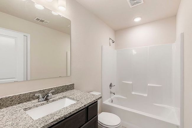Photo of 301 Story Cv, Caldwell, TX