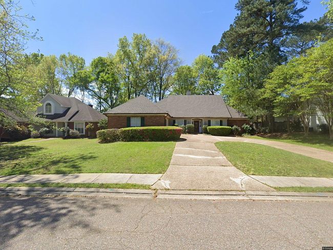 Image of 138 Oakmont Dr