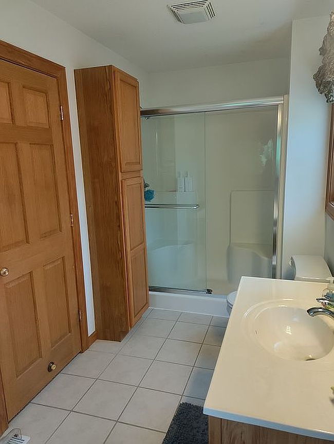 Photo of 625 N Pekin Ln, Hanna City, IL
