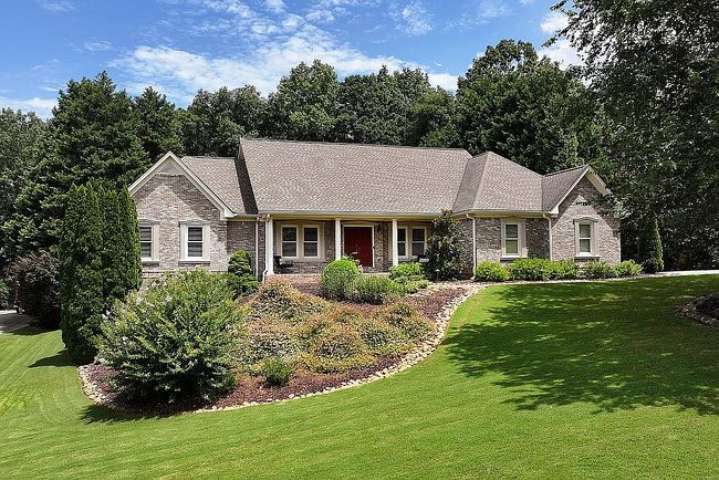 Photo of 1005 Chateau Forest Rd
