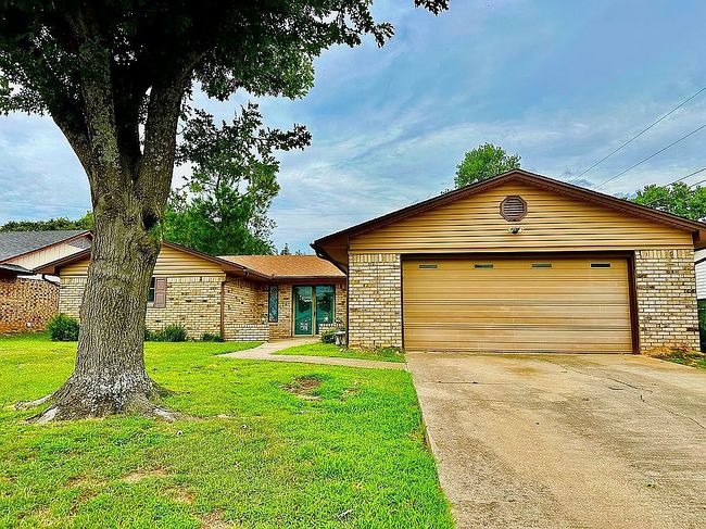 Photo of 16 Haven Cir, Denison, TX