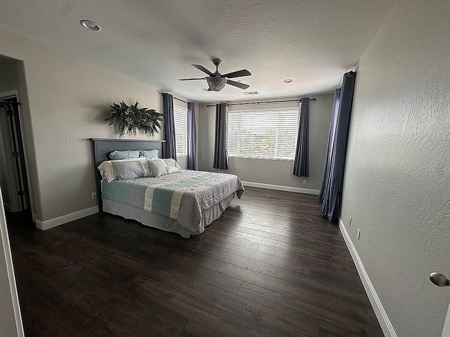 Photo of 2833 W Connelly Ave, Visalia, CA