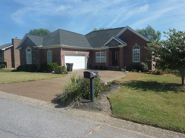 Image of 4288 Hilldale Dr