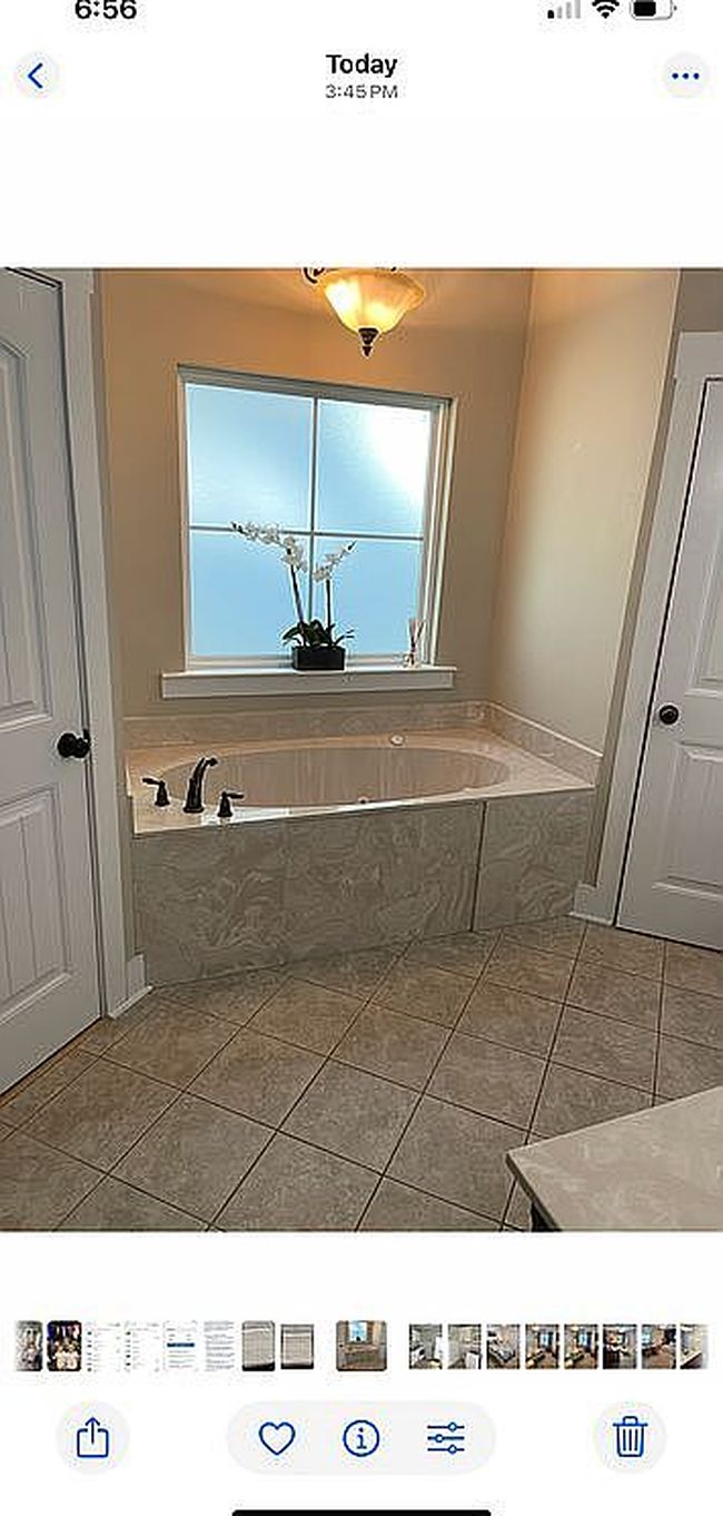 Photo of 145 Blackjack Oak Dr E, Richmond Hill, GA