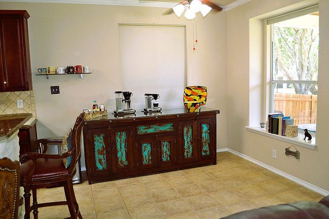 Additional photo 2 of property located at 621 Secretariat Dr