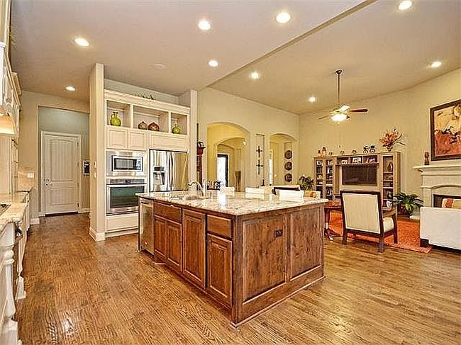 166 Estrella Xing, Georgetown, TX