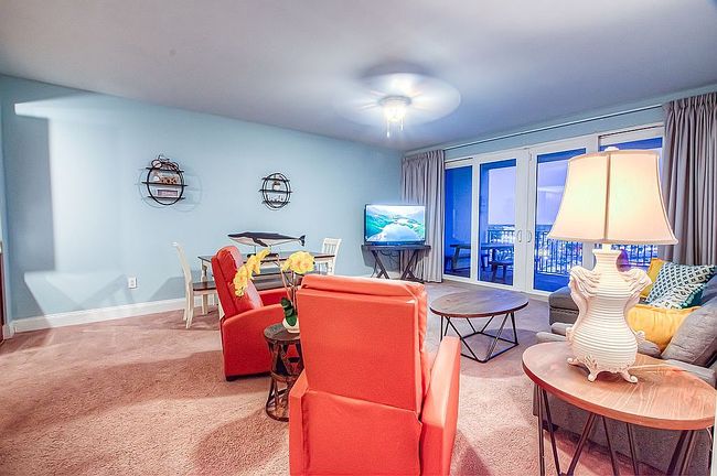 Preview of property located at 9902 S Thomas Dr Unit 1133