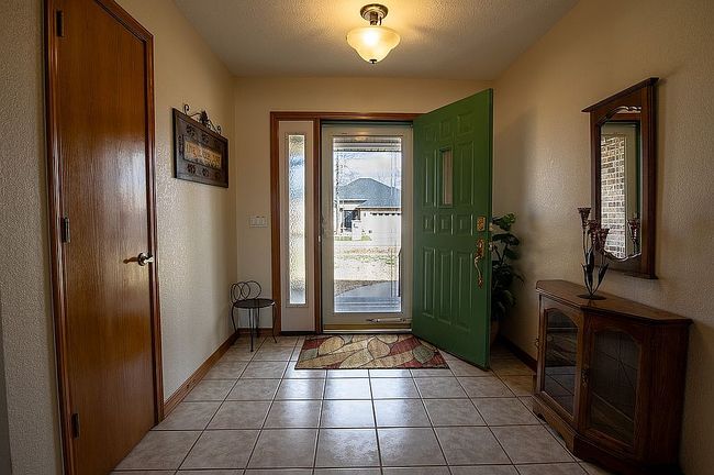 Image of 6 Hillcrest Dr