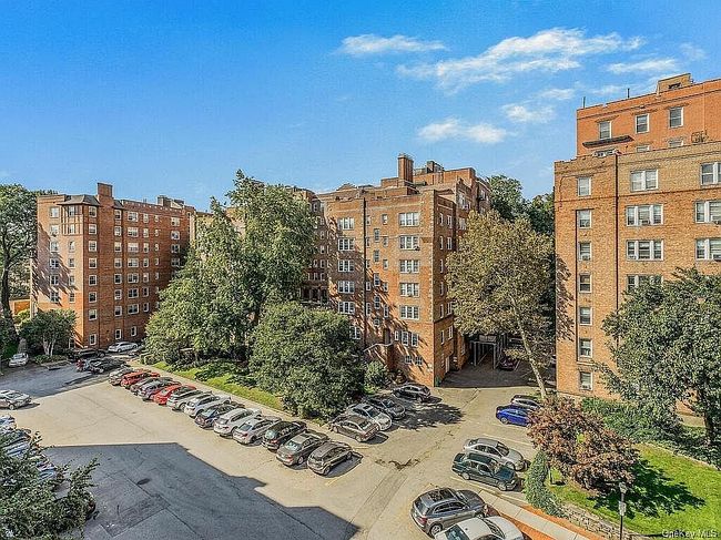 Photo of 25 Parkview Ave Apt 6L, Yonkers, NY