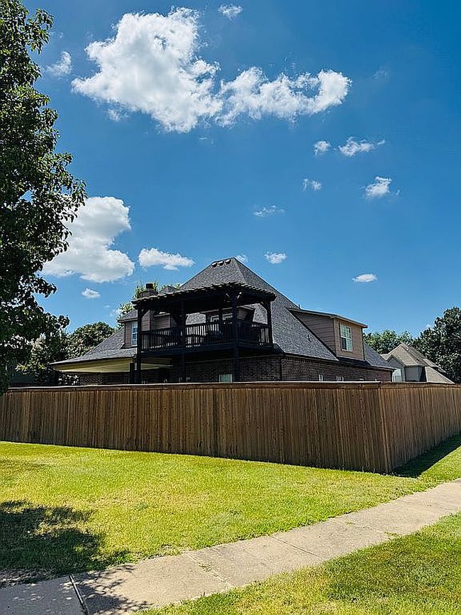Photo of 103 S Butternut Ave, Broken Arrow, OK