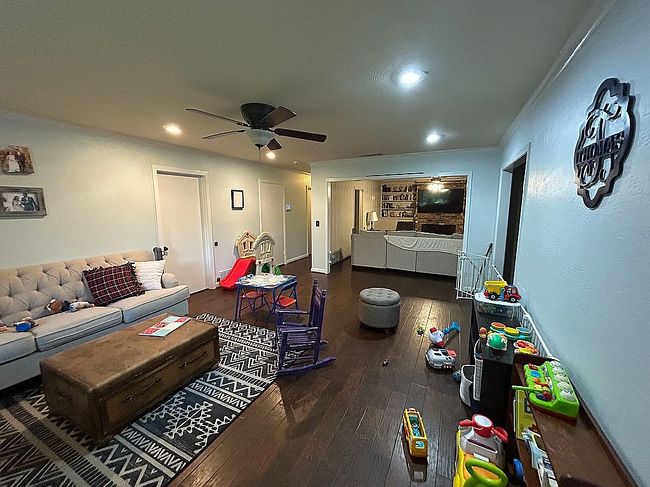 Image of 830 Captain Shreve Dr