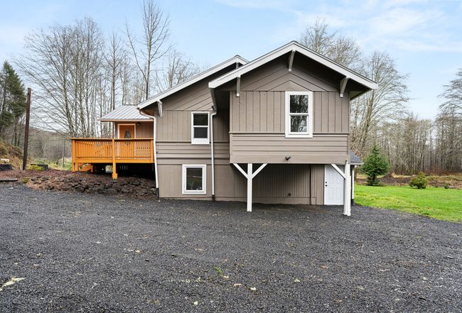 Image of 829 Wynooche Valley Rd