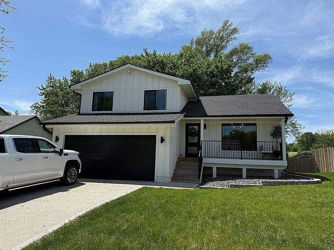 Image of 3718 Se 18th St