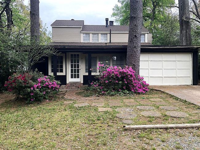 Image of 927 Boulevard St
