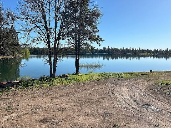 Photo of 117 Lake Way, Wamic, OR