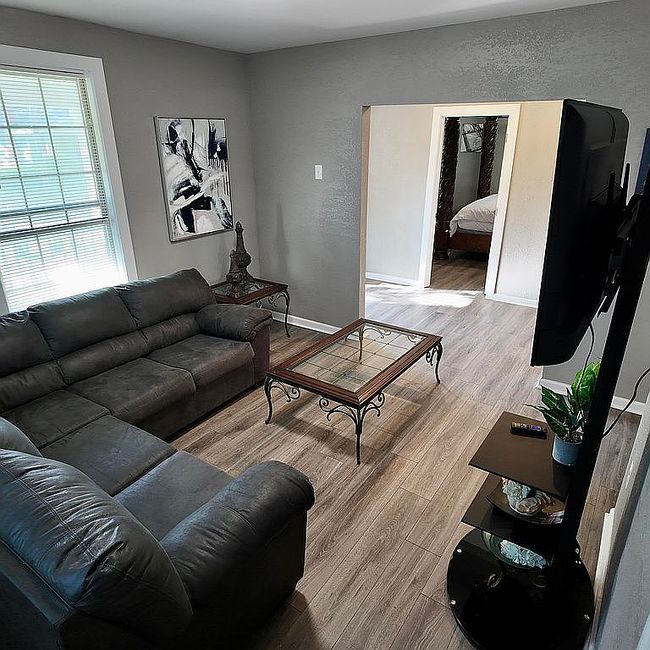 Photo of 4120 Kirkland Ave