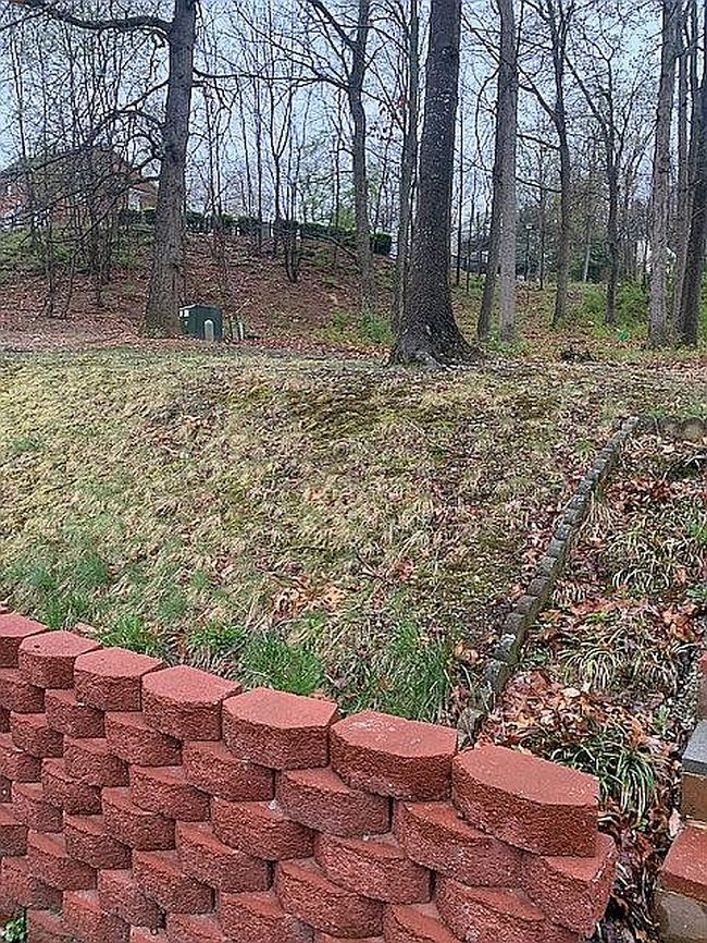 Image of 136 Emerald Dr