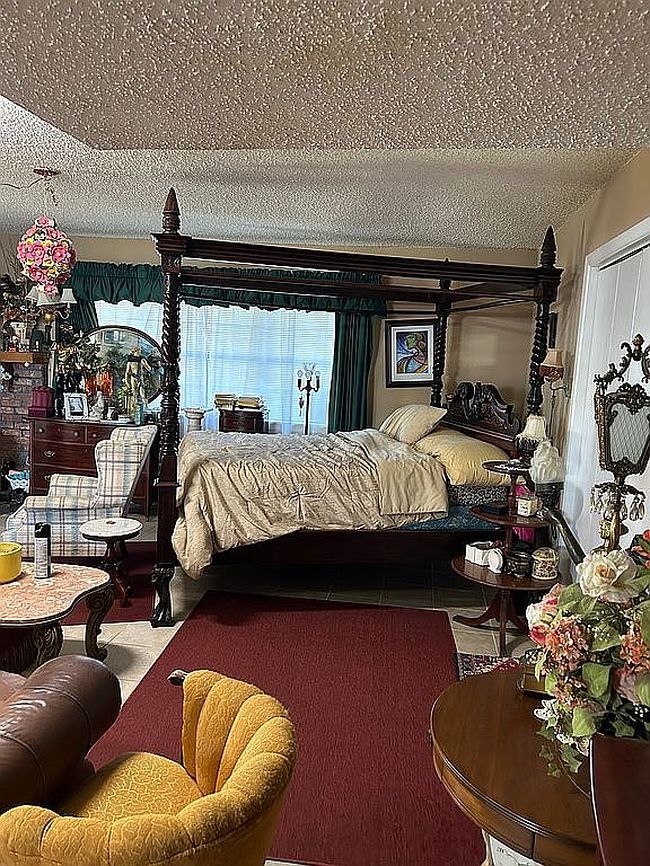 Image of 2100 Fulton St