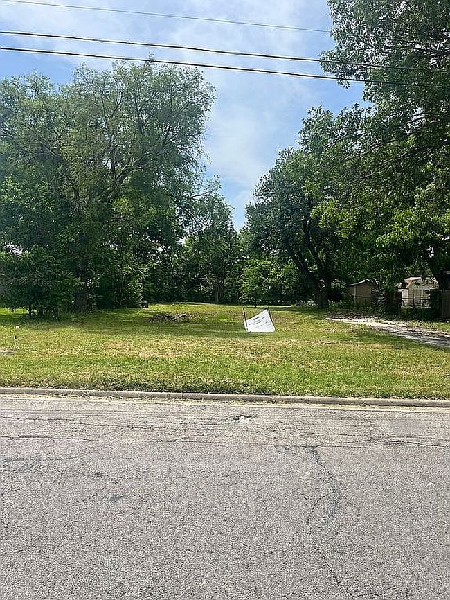 Photo of 1405 N Graves St, Mckinney, TX