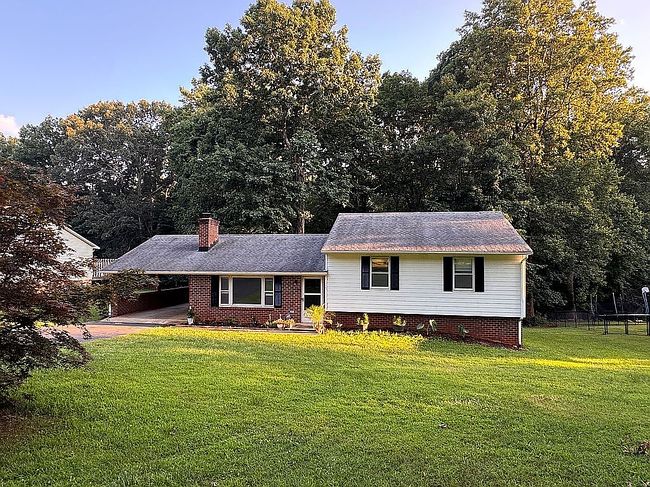 Photo of 117 Marvin Pl, Lynchburg, VA