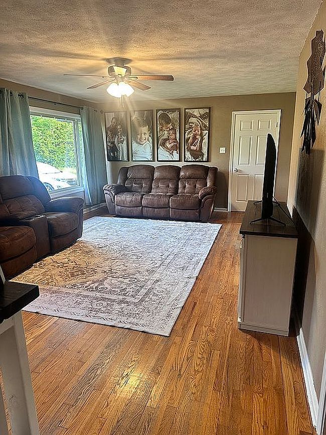 Photo of 13045 Highway 28 W, Vienna, MO