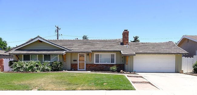 Photo of 516 Mulberry St, Tehachapi, CA