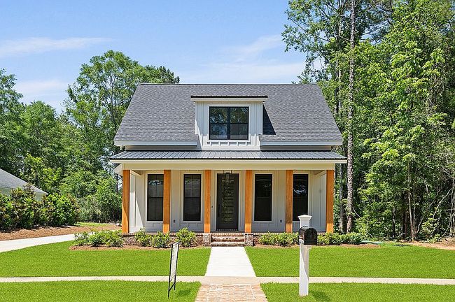Image of 70 Baneberry Trce