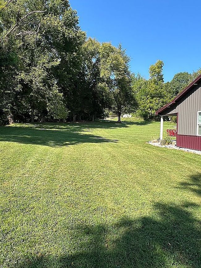 Image of 227 Riverview Dr