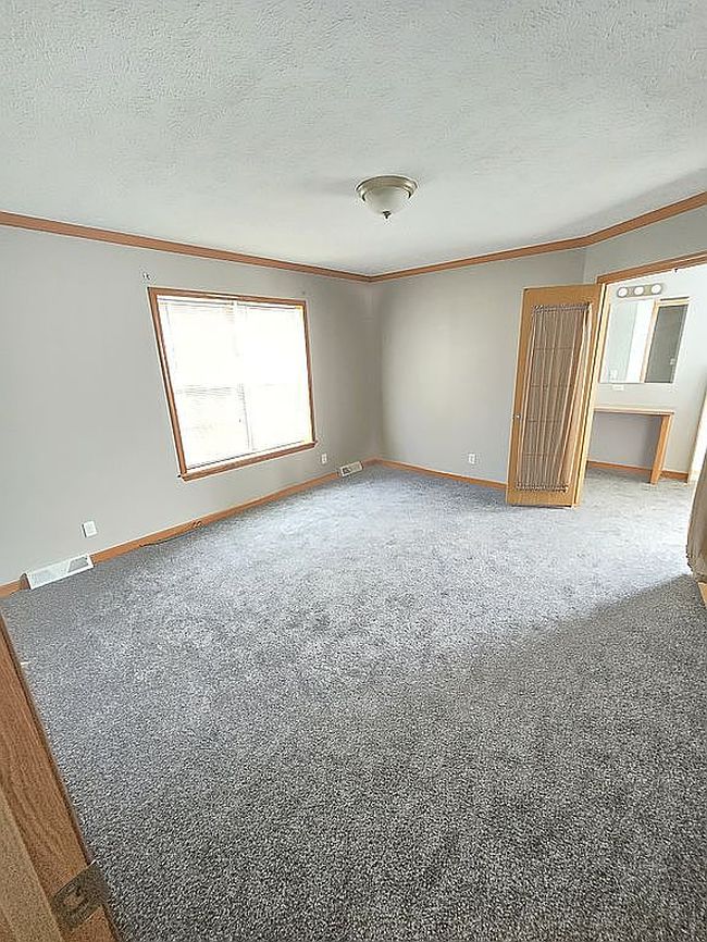 Image of 4621 Crockard Rd