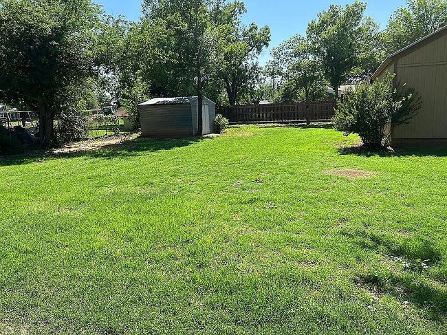 Image of 610 W C St
