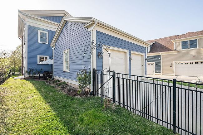 Image of 1126 Burns Ave