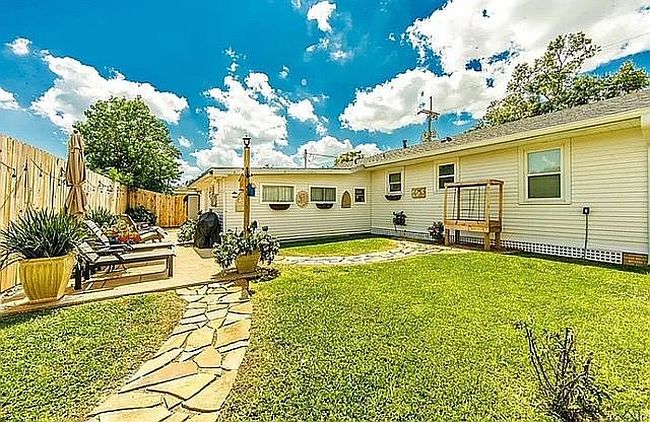 Photo of 408 Central Ave, Houma, LA