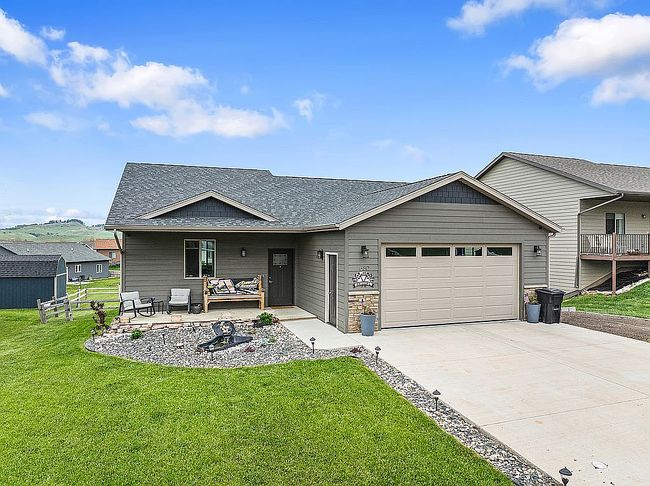 Photo of 680 Teton Way, Whitewood, SD